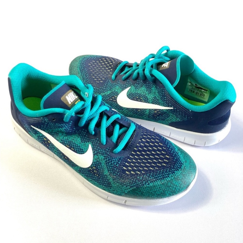 Nike Free Run - women’s 8 - 6.5 youth- teal and navy